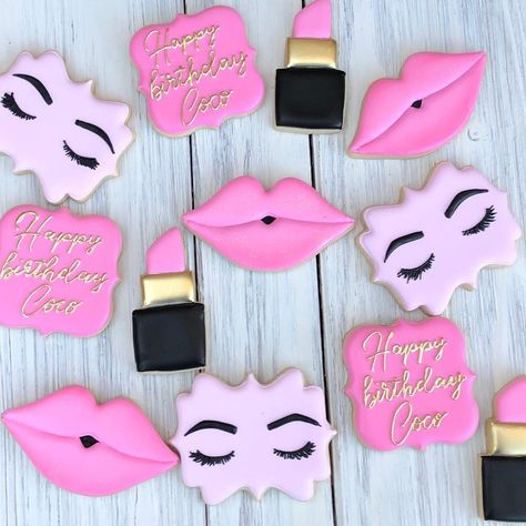 Treat Maker, Spa Day Party, Maker Ideas, Spa Birthday Parties, Make Up Cake, Adult Birthday Cakes, Spa Birthday, Cookie Business, Bridal Bachelorette Party