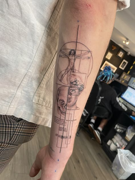 Science Tattoo, Science Tattoos, Atlas Tattoo, Inspiration Tattoos, Greek Tattoos, 3d Tattoos, Tattoo Style Drawings, Modern Tattoos, Hand Tattoos For Guys