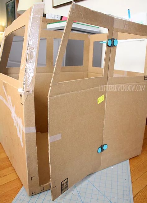 Making A Car Out Of Cardboard, Diy Cardboard Truck, Cardboard Bus, Golf Cart Decorations, Cardboard Box Car, Large Cardboard Boxes, Cardboard Playhouse, Cardboard Cat House, Cardboard Car