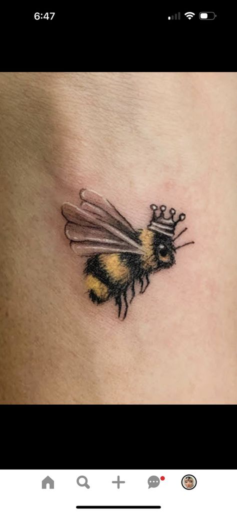 Queen Honey Bee Tattoo, Bee With Crown Tattoo, Queen Bee Tattoo Ideas Crowns, Queen Bee Tattoo, Honey Bee Tattoo, Wood Burning Pen, Airplane Tattoos, Crown Tattoo, Bee Tattoo