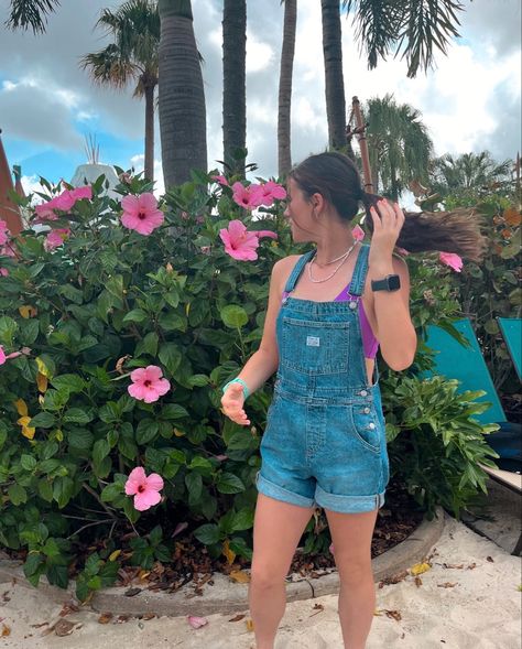 Overalls Cute, Aesthetic Hawaii, Florida Aesthetic, Bathing Suit One Piece, Hawaii Flowers, Coconut Girl Aesthetic, Overalls Fashion, Flowers Instagram, Bathing Suits One Piece