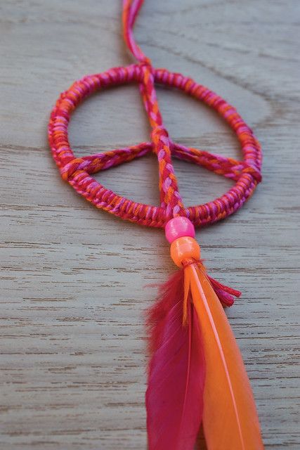 Peace Sign Ornament | Handmade by Rachel Beyer in Portland, … | Flickr Metal Hoop Crafts, Peace Ornaments, Macrame Peace Sign, Beaded Peace Sign, Peace Sign Jewelry, Peace Bird, Make Peace, Handmade Ornaments, Hippie Chic