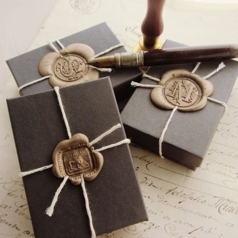 Wax Seal Initials, Seal Jewelry, Wax Stamps, Wax Seal Jewelry, Pastor Appreciation, Gift Wrapping Inspiration, Stamp Ideas, Unique Gift Wrapping, Seal Gifts