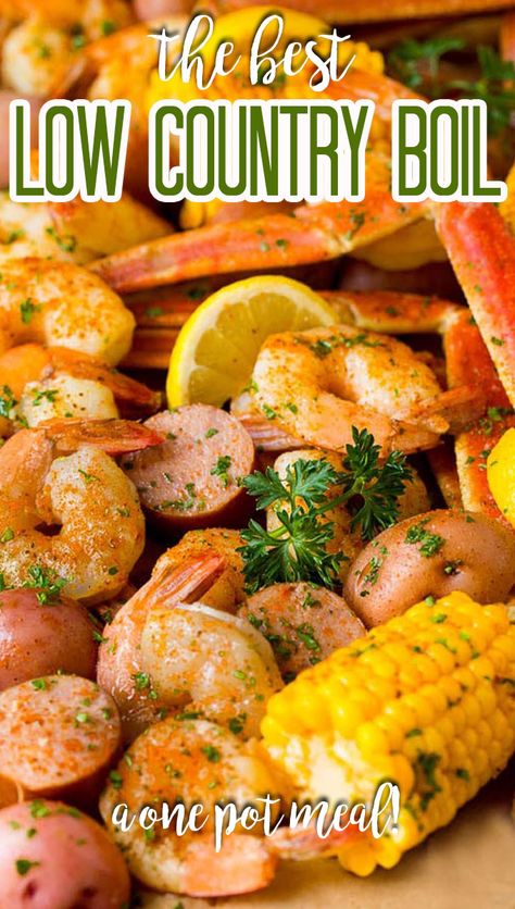 This Low Country Boil is a blend of shrimp, crab, sausage, corn and potatoes, all cooked together to create a hearty dinner. Crab Boil Recipe, Low Country Boil Recipe, Low Country Boil Party, Corn And Potatoes, Shrimp And Crab Boil, Can Of Beer, Shrimp Boil Recipe, Boiled Dinner, Country Boil