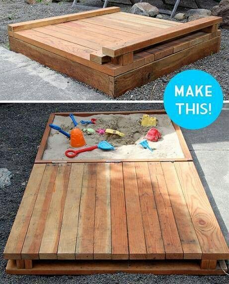 Cool sandbox Diy Sandbox, Hantverk Diy, Eco Friendly Diy, Backyard Fun, Sandbox, Pallet Wood, Pallet Projects, Outdoor Kids, Outdoor Play