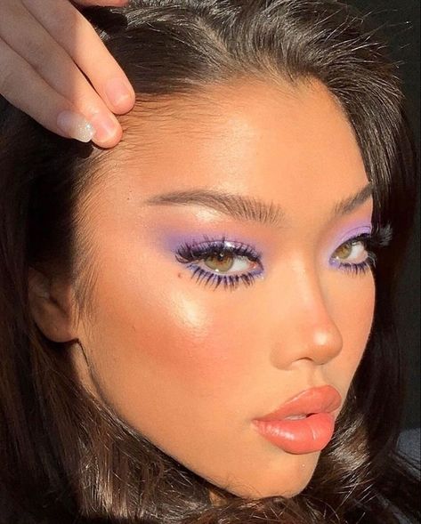 Purple Eye Makeup Simple, Light Purple Eye Makeup, Light Purple Eyeshadow, Blue And Purple Eyeshadow, Makeup Purple Eyeshadow, Eye Makeup Dark, Eye Makeup Dramatic, Eye Makeup Simple, Eye Makeup Purple