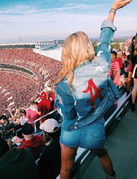 Jean Jacket Tailgate Outfit, Bama Game Day Outfit University Of Alabama, Game Day Denim Jacket, Game Day Jean Jacket, University Of Alabama Game Day Outfits, Bama Game Day Outfit, Jean Stitching, Mlb Wife, Alabama Gameday Outfit