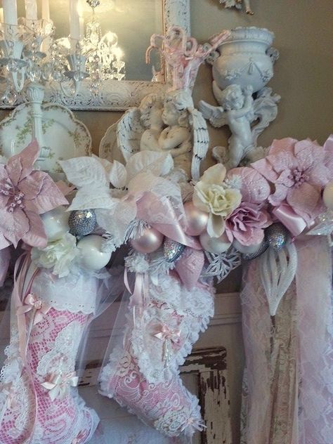 Olivia's Romantic Home Christmas Mantel Garland, Pastel Christmas Decor, Chic Christmas Decor, Pink Victorian, Romantic Home, Shabby Christmas, Pink Xmas, Romantic Christmas, Pink Christmas Decorations