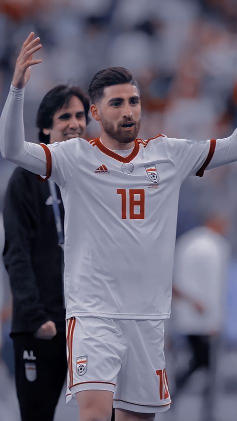 Football Iran, Alireza Jahanbakhsh, Iran National Team, Iran Soccer, Real Madrid Wallpapers, Madrid Wallpaper, Beauty Care Routine, Care Routine, Beauty Care