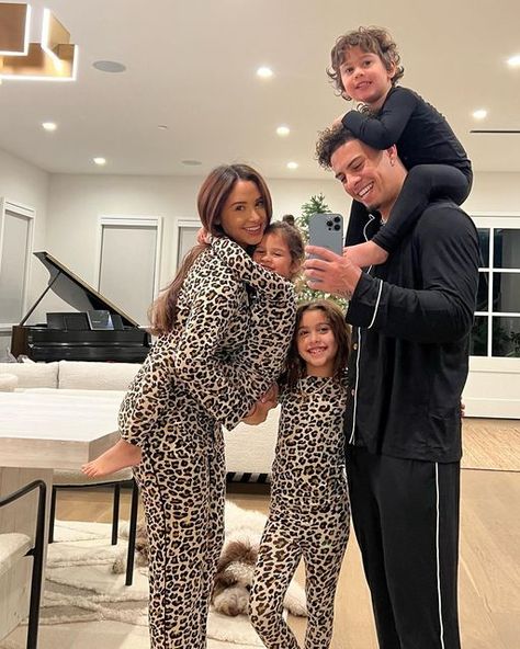 The Ace Family Catherine, Catherine Mcbroom, The Ace Family, Austin Mcbroom, Daughter Fashion, Catherine Paiz, Mother Daughter Fashion, Ace Family, Rich Family