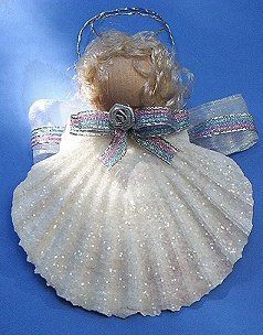 Angel Ornaments Diy, Christmas Tree Ornament Crafts, Diy Christmas Tree Ornaments, Angel Crafts, Angel Doll, Seashell Crafts, Christmas Ornament Crafts, Noel Christmas, Angel Ornaments