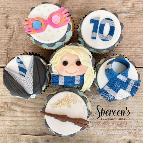 Luna Lovegood Birthday Cake, Ravenclaw Cupcakes, Luna Lovegood Birthday, Luna Love Good, Good Cupcakes, Luna Lovegood Glasses, Luna Lovegood Costume, Harry Potter Treats, Luna Maya