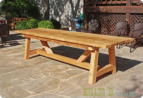 DIY 10' Outdoor Wood Dining Table for only $230. Includes tutorial. Outdoor Wood Dining Table, Outdoor Table Plans, Table Jardin Metal, Wooden Outdoor Table, Outdoor Wood Table, Dining Table Plans, Wood Furniture Plans, Diy Outdoor Table, Wooden Pallet Furniture