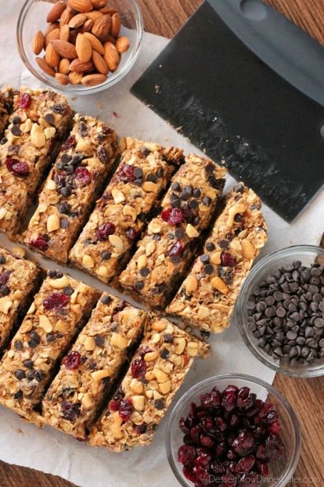 Trail Mix Granola Bars, Trail Mix Bars, Chocolate Trail Mix, Granola Recipe Bars, Healthy Bars, Homemade Granola Bars, Granola Bar, Peanut Butter Chocolate, Granola Recipes