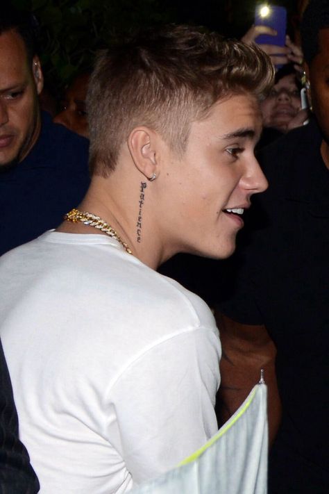 your tattoos slay Justin Bieber Neck Tattoo, Justin Bieber Tattoos, Justin Bieber Music, Justin Bieber Wallpaper, Justin Bieber Photos, Neck Tattoo For Guys, Kendall Style, I Love Justin Bieber, Justin Beiber