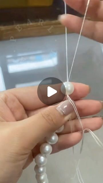 Tina Seven on Instagram: "Pearl Necklace Knotting Tutorial🥰🥰

#pearl #pearlnecklace #jewelry #baby #girl #outfit #daily #instadaily #fashion #fashionblogger #fashionista #trend #trendingreels #trending #cute #noble #luxury #design #nature #art #artist #artwork #creative #happy #party #love #like #beautiful #animals #flowers @tina.pearls186" Knotted Necklace Diy, Diy Necklace Designs, Handmade Pearl Jewelry, Natural Pearl Jewelry, Animals Flowers, Knots Tutorial, Artwork Creative, Pearl Necklace Designs, Baby Girl Outfit