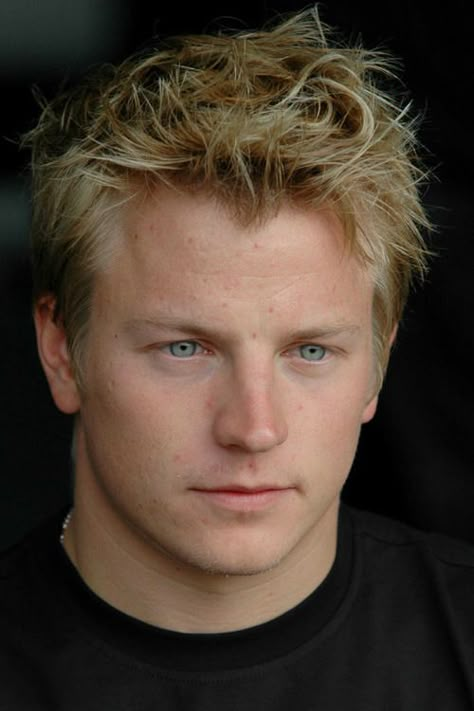 Kimi Raikkönen, Kimi Raikkonen, Formula 1 Car Racing, Kart Racing, Formula Racing, Formula 1 Car, F1 Drivers, Car And Driver, Good Looking Men