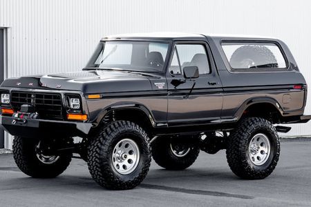 Ford Bronco Custom, 1979 Ford Bronco, Chevrolet Sedan, Baja Truck, Ford Bronco For Sale, Chevrolet Apache, Ford Suv, Classic Ford Broncos, Ford Broncos