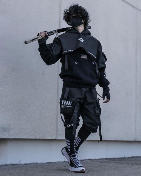 Futuristic Outfit Men, Cyberpunk Outfit Male, Cyberpunk Aesthetic Outfit, Futuristic Fashion Male, Punk Outfits Men, Casual Techwear, Cyberpunk Streetwear, Techwear Men, Cyberpunk Street