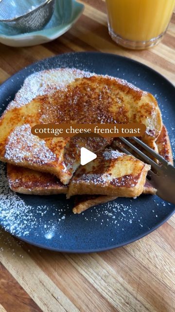 Grace Elkus Bianconi on Instagram: "I have you all to thank for this one 🙌  a VERY simple, VERY delicious breakfast when you want something a little sweet 💕  cottage cheese French toast (serves 2-3)  3/4 cup 2% or full-fat cottage cheese 3 large eggs 1 tablespoon pure maple syrup, plus more for serving 2 teaspoons pure vanilla extract 1/2 teaspoon ground cinnamon  Pinch of kosher salt 4-6 slices sandwich bread (if you really sop up every bit of custard, you can get 6)  Unsalted butter, for cooking Powdered sugar, for serving (optional)   Place a cooling rack inside a baking sheet. Set aside.  Add the cottage cheese, eggs, syrup, vanilla, cinnamon, and salt to a blender. Blend until smooth. Pour into an 8x8 or 9x9” baking dish.   Add as many slices of bread as will fit in a single layer. Cottage Cheese French Toast, Air Fried Cottage Cheese Toast, Sourdough Cottage Cheese Toast, Cottage Cheese On Toast, Cottage Cheese Egg Toast, Cinnamon Toast With Cottage Cheese, Grace Elkus, Challah French Toast Recipe, Peach French Toast