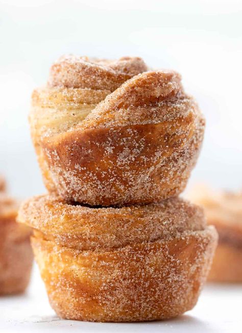 Made entirely from scratch, Homemade Cruffins (croissant + muffin) have buttery, flaky layers with a cinnamon-sugar filling, baked to golden perfection. They are a delightful treat with your morning cup of coffee or tea. Or, enjoy one as a snack or as a dessert! Homemade Cruffins, Croissant Muffin, Cruffin Recipe, Christmas Morning Brunch, Croissant Bread, Homemade Croissants, Making Butter, Breakfast Goodies, Food Mood