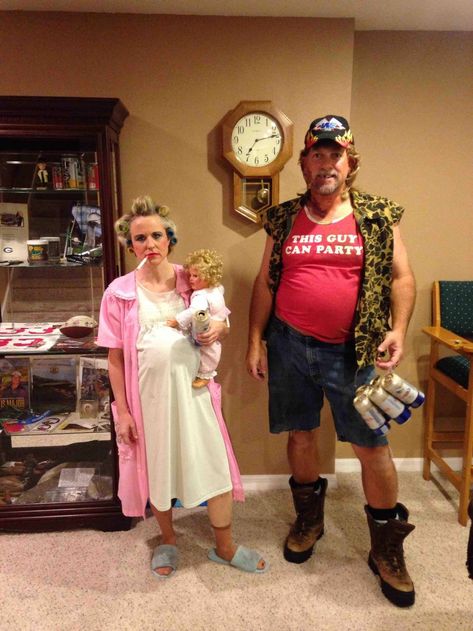 My parents going to a party as trailer trash White Trash Party Outfits, White Trash Outfit, White Trash Party Costume, White Trash Costume, Party Trailer, Trailer Trash Party, Halloween Costume Couple, White Trash Bash, White Trash Party