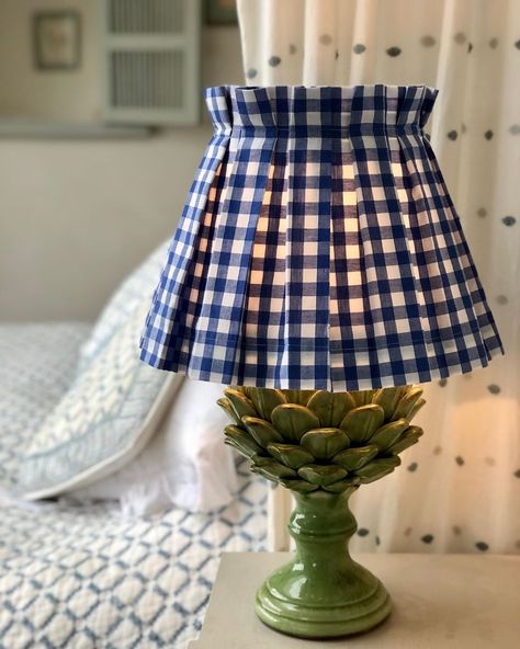 Alice Palmer, Make A Lampshade, Lampshade Makeover, Flat Decor, Handmade Lampshades, Lampshade Designs, Diy Lamp Shade, Table Lamp Wood, Decorative Trim