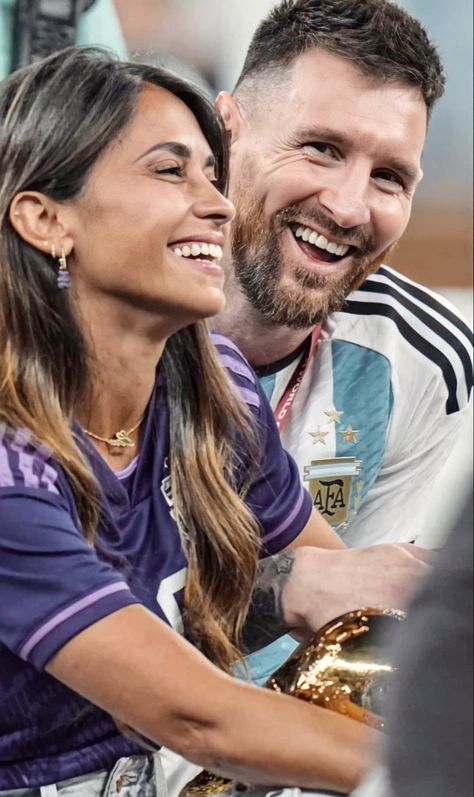 Lionel Messi Wife, Messi And Wife, Antonella Messi, Lionel Messi Family, Antonella Roccuzzo, Footballers Wives, Football Wags, Lionel Messi Wallpapers, Messi Photos