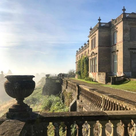 18th Century Landscape, Lancaster House, Regency London, Long Pictures, Georgian Architecture, Neoclassical Architecture, English Manor, Beautiful Architecture, Old Money