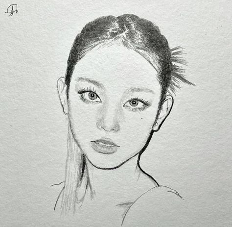 Haerin Drawing Sketch, New Jeans Drawing Kpop, Newjeans Sketch, Haerin Drawing, Haerin Fanart, Pop Drawing, Boho Art Drawings, Best Anime Drawings, Kpop Drawings