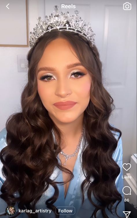 Natural Quince Makeup Looks Silver, Blue Quinceanera Makeup Looks, Quince Makeup Blue Silver, Royal Blue Quinceanera Makeup Looks, Makeup For Quinceanera Blue, Cinderella Quince Makeup, Cinderella Theme Quinceanera Makeup, Quinceañera Makeup Ideas Blue, Quince Makeup Light Blue