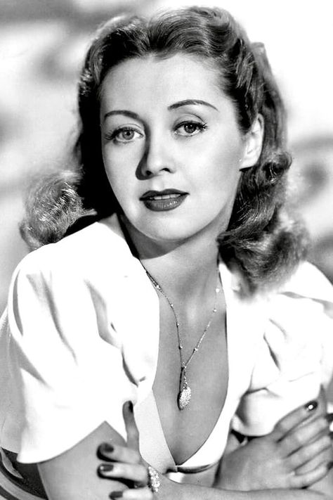 Joan Blondell, 50s Women, Old Hollywood Actresses, Star Actress, 1940s Style, Glamour Photo, Classic Actresses, Hollywood Star, Black N White Images