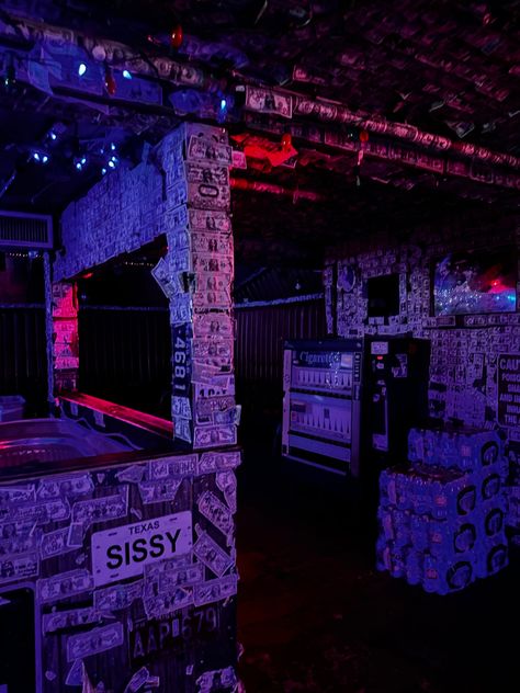 Underground Party Aesthetic, Underground Market, Underground Aesthetic, Underground Society, Underground Bar, Underground Garage, Apocalypse Aesthetic, Boiler Room, Underground Art