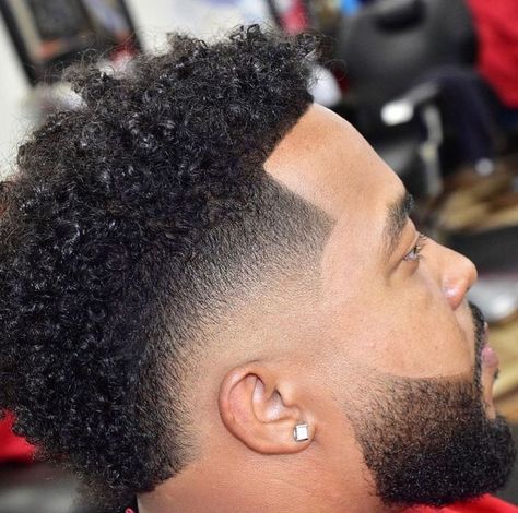 10 + BETS HAIRCUTS CURLY (2021)#haircut #fade #skinfade #barber #barbershop #barbershopconnect #menshair #thebarberpost #menshaircut #menshairstyle #baldfade #sharpfade #freshfade #menshairworld #fadehaircut #barberlife #barberlifestyle #hairmens2021#fadecurly #haircutscurly