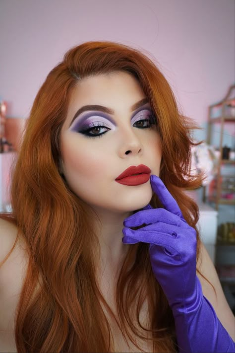 Jessica Rabbit Eye Makeup, Jessica Rabbit Makeup Look, Jessica Rabbit Photoshoot, Female Marvel Cosplay, Rabbit Photoshoot, Halloween Costumes Redhead, Jessica Rabbit Makeup, Jessica Rabbit Halloween, Ursula Makeup