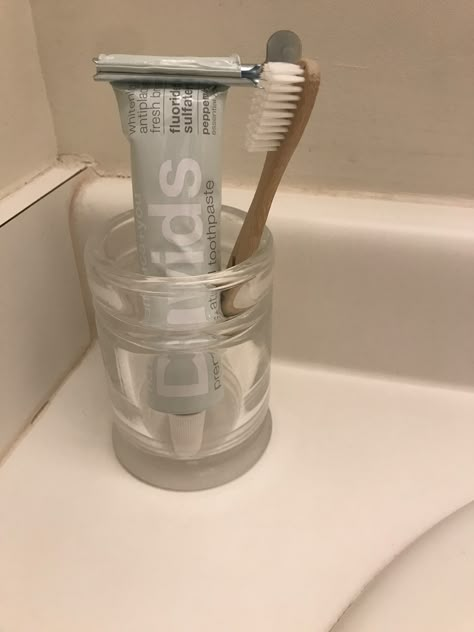 Davids toothpaste (in a metal tube!) and Dragonfly bamboo toothbrush. Cruelty-free,  vegan, minimal waste. Aesthetic Toothbrush And Toothpaste, Tooth Brush And Toothpaste Aesthetic, Cute Toothbrush Aesthetic, Preppy Toothbrush, Therabreath Mouthwash Aesthetic, Toothbrush Holder Aesthetic, Clean Teeth Aesthetic, Dental Care Aesthetic, Teeth Care Aesthetic