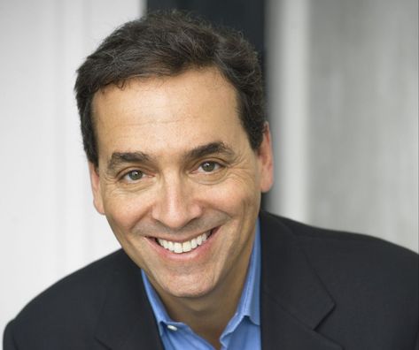 Daniel Pink — How to Make Better Decisions and Be More Creative  “Say something important rather than say important things.” – Daniel Pink This podcast explores how to make better decisions, ask better questions, and be more creative.   https://tim.blog/2018/03/25/daniel-pink/?utm_source=feedburner&utm_medium=feed&utm_campaign=Feed%3A+timferriss+%28The+Blog+of+Author+Tim+Ferriss%29    #meant4more #leadership #business #success #coaching #inspiration #motivation #motivational #entrepreneur Daniel Pink, Computational Linguistics, Inspirational Podcasts, Team Motivation, Robert Reich, Be More Creative, Tim Ferriss, Wide Face, Development Plan