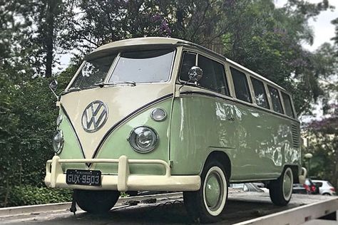 Vw Vans, Vw Bus Conversion, Vw Bus Aesthetic, Vw Bus For Sale, 60s Vw Bus, Volkswagen Bus Interior, 1970 Vw Bus, Vintage Vw Camper, Vintage Volkswagen Bus