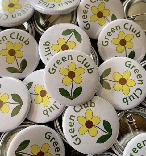 Are you a member of a club or group or a school with after school clubs or activities? Why not have some badges made. These have been created for a gardening club. We have no minimum order quantity and our button pin badges are available in various sizes and shapes 😊 #gardeningclub #afterschoolclub #greenclub #badgedesign #custommade #merchandising #quickbadge #smallbusiness #shoplocal #mondaymood #mondaymotivation #giftideas #buttonpinbadges #handmade #clubsport #communitygarden #commun... Monthly Vision Board, After School Clubs, Gardening Club, School Badges, Science Club, After School Club, School Clubs, Animal Advocacy, Natural High