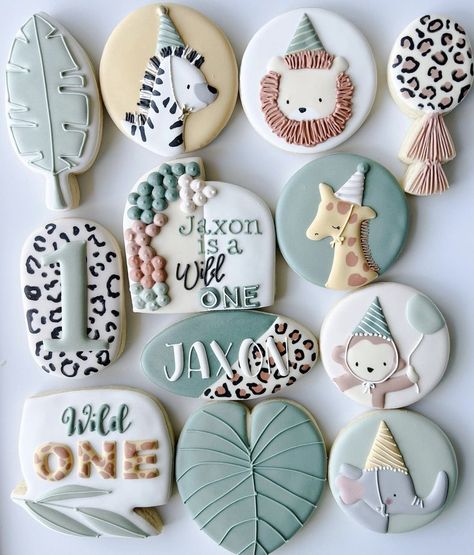 Wild Animal Royal Icing Cookies, Wild One Royal Icing Cookies, Jungle Birthday Cookies, Safari Royal Icing Cookies, Born Two Be Wild Cookies, Safari Decorated Cookies, 1st Birthday Cookies Decorated, Wild One Cookies Decorated, Safari Cookies Decorated