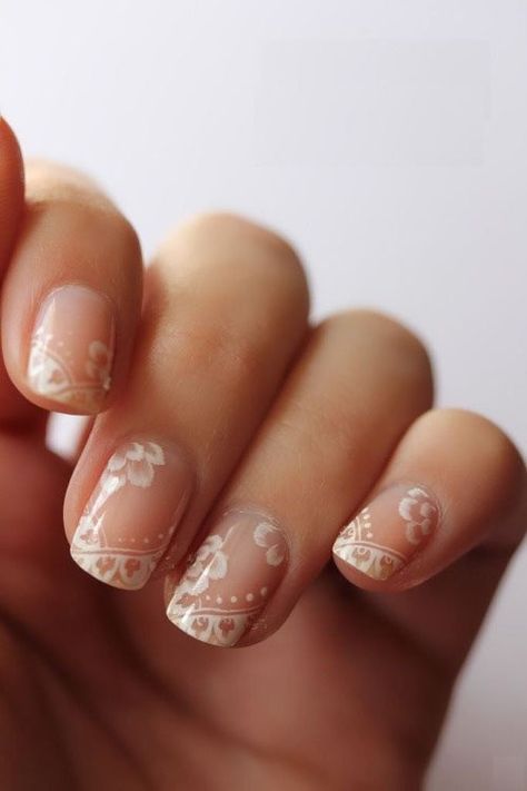 Lace Wedding Nails, Nail Art Mariage, Unique Manicure, Wedding Day Nails, Western Nails, Wedding Nail Art Design, Nails For Bride, Nail Art Images, Wedding Nails For Bride