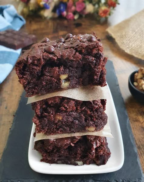 Brownie sans sucre raffiné et sans farine blanche (vegan et healthy) Patisserie Healthy, Brownie Healthy, Brownies Healthy, Brownie Vegan, Biscuits Diététiques, Healthy Brownies, Cake Vegan, Gluten Free Sugar Free, Vegan Sweets