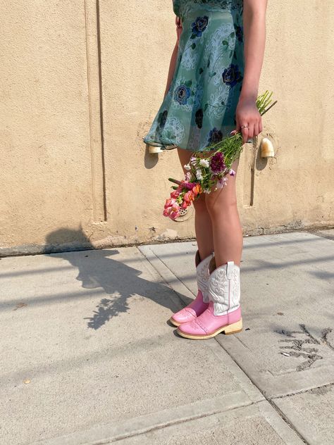 Cowboy Boot Outfits With Dress, Colorful Cowboy Boots Outfit, Cowgirl Boots Dress, Cowgirl Boots Dress Outfit, Cottagecore Cowboy Boots, Pink Cowgirl Boots Outfit, Cowboy Boots With Flowers, Cowboy Boots With Dress, Pink Cowboy Boots Outfit