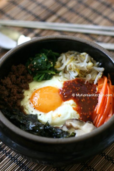 Bim Bim Bap, Rice With Meat, My Korean Kitchen, Koreansk Mad, Mixed Rice, Korean Kitchen, Korean Cooking, Korean Dishes, Idee Pasto Sano