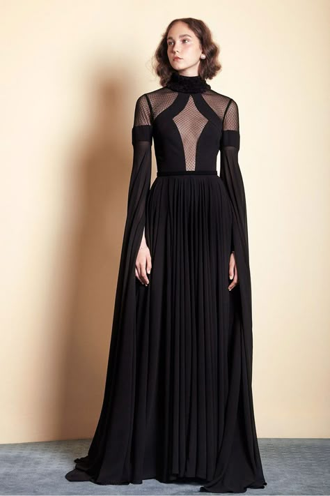 Black Dresses Classy, Black Dress Formal, Long Black Dress, Black Prom Dresses, Fantasy Fashion, Mode Inspiration, Event Dresses, Classy Dress, Long Black