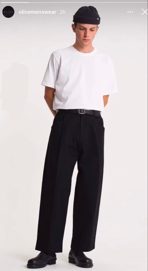 Wide Fit Trousers Outfit Men, Uniqlo Pleated Wide Pants Men, Black Wide Leg Pants Outfit Men, Mens Wide Leg Pants Outfit, Smart Causal Man, Oversized Pants Outfit Men, Smart Trousers Outfit, Black Dickies Outfit Men, Wide Leg Pants Outfit Men