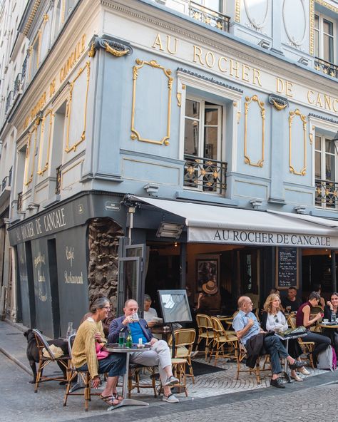 The Best of Rue Montorgeuil in Paris - Where to Eat, Drink and Shop | Paris Perfect Rue Montorgueil Paris, Sidewalk Cafe, Best Vacation Destinations, Outdoor Cafe, French Cafe, Paris Cafe, Living In Paris, Paris Street, Most Beautiful Cities