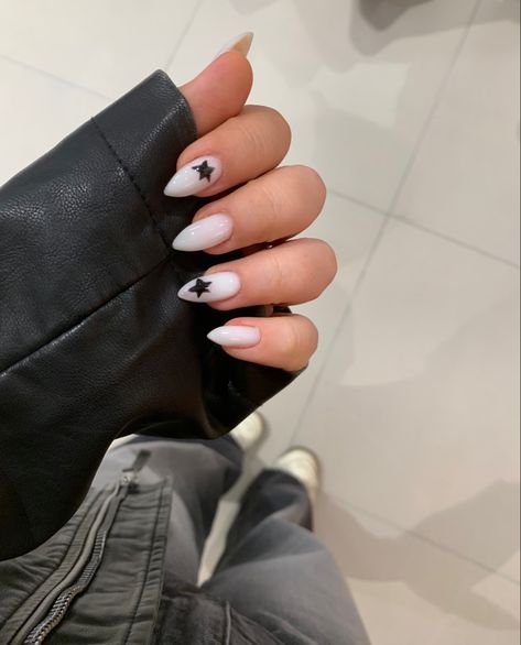 White Nails With Black Stars, Nails With Black Design, White Nails With Black, White And Black Nails, Milky White Nails, Nails With Black, Star Nail, Black Stars, Design Square