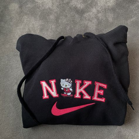 Dm @stitched_.uk on insta Hello Kitty Nike, Vintage Hello Kitty, Hello Kitty Sweatshirt, Nike Sweatshirt, Nike Vintage, Vintage Sweatshirt, Vintage Nike, Sweatshirt Hoodie, Hello Kitty