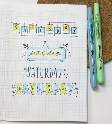 61 Best Bujo Weekday Titles for Inspiration - atinydreamer Chapter Title Ideas Notes, Heading Design Ideas For Project, Bujo Titles, Journal Titles, Heading Design, Bullet Journal Titles, Bujo Doodles, Creative School Project Ideas, Bullet Journal Font